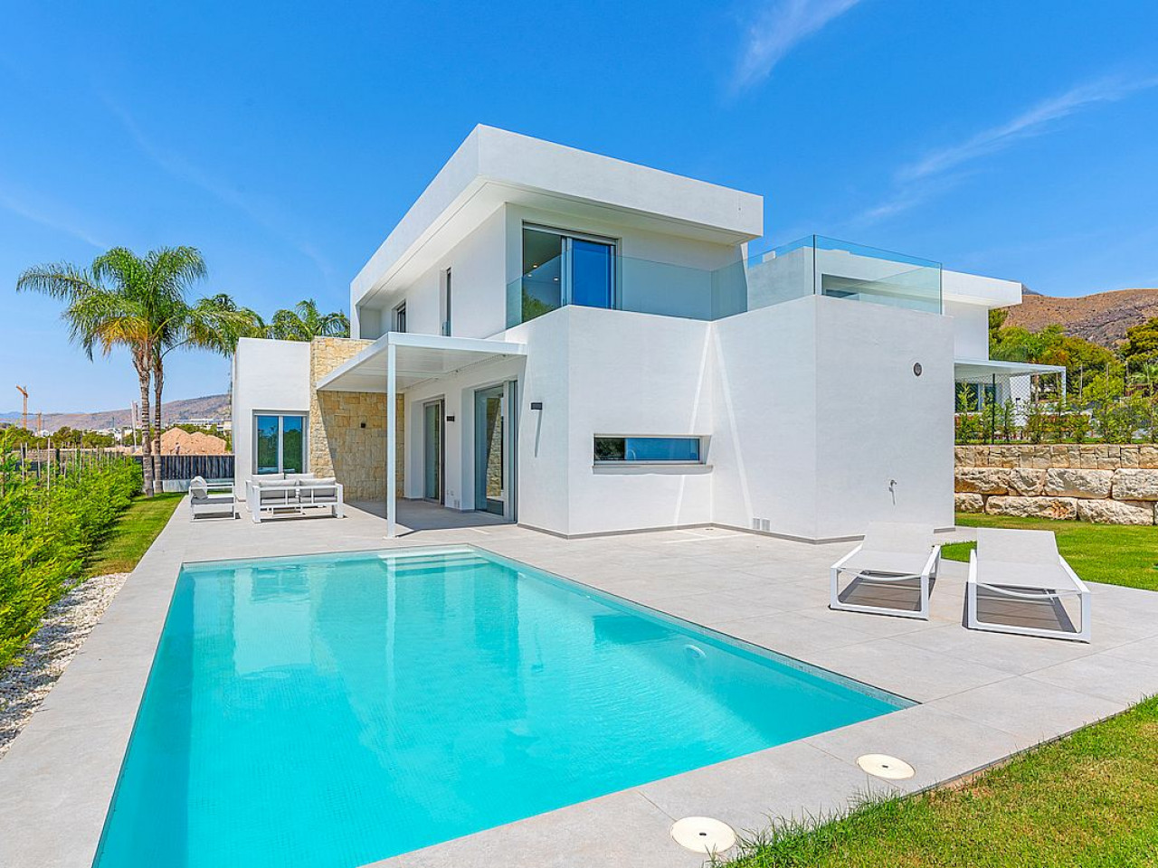 Villa in Finestrat - view 1