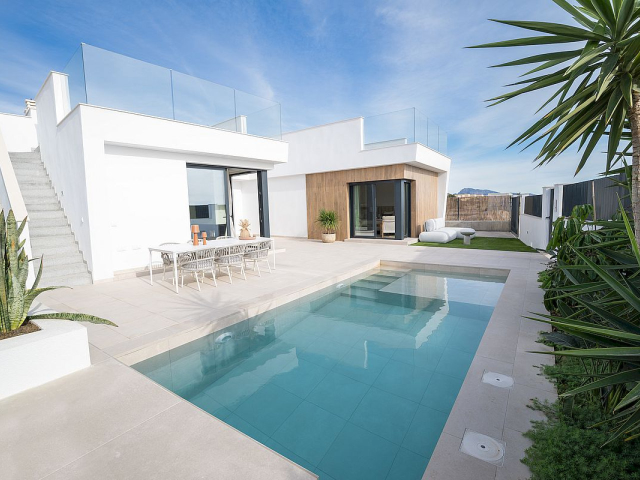 Villa in Lo Mendigo - view 1