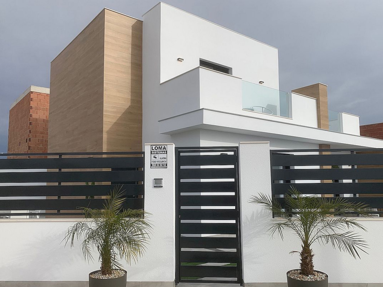 Chalet in Roldan - view 1