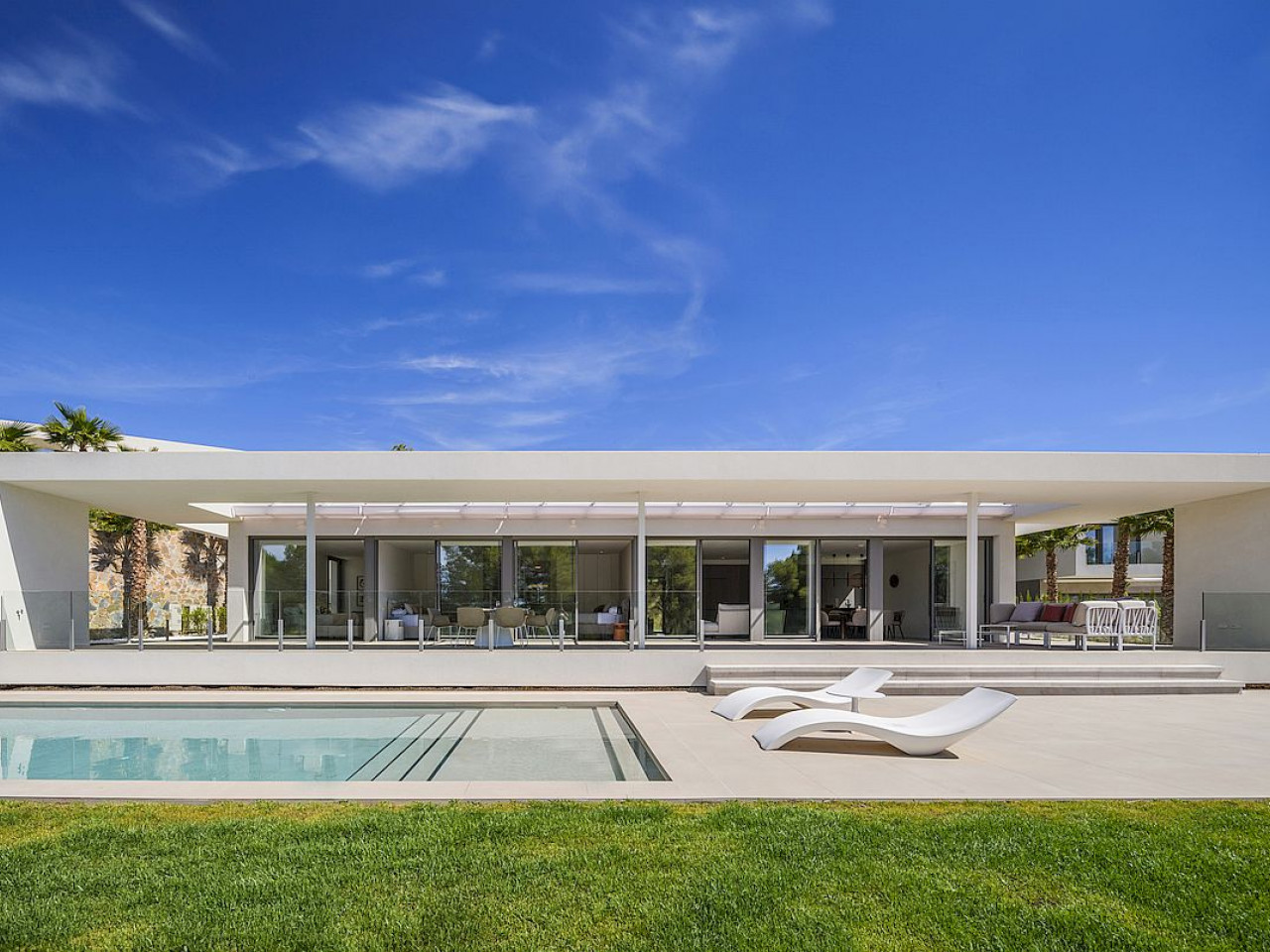 Villa in El Pinar de Campoverde - view 1