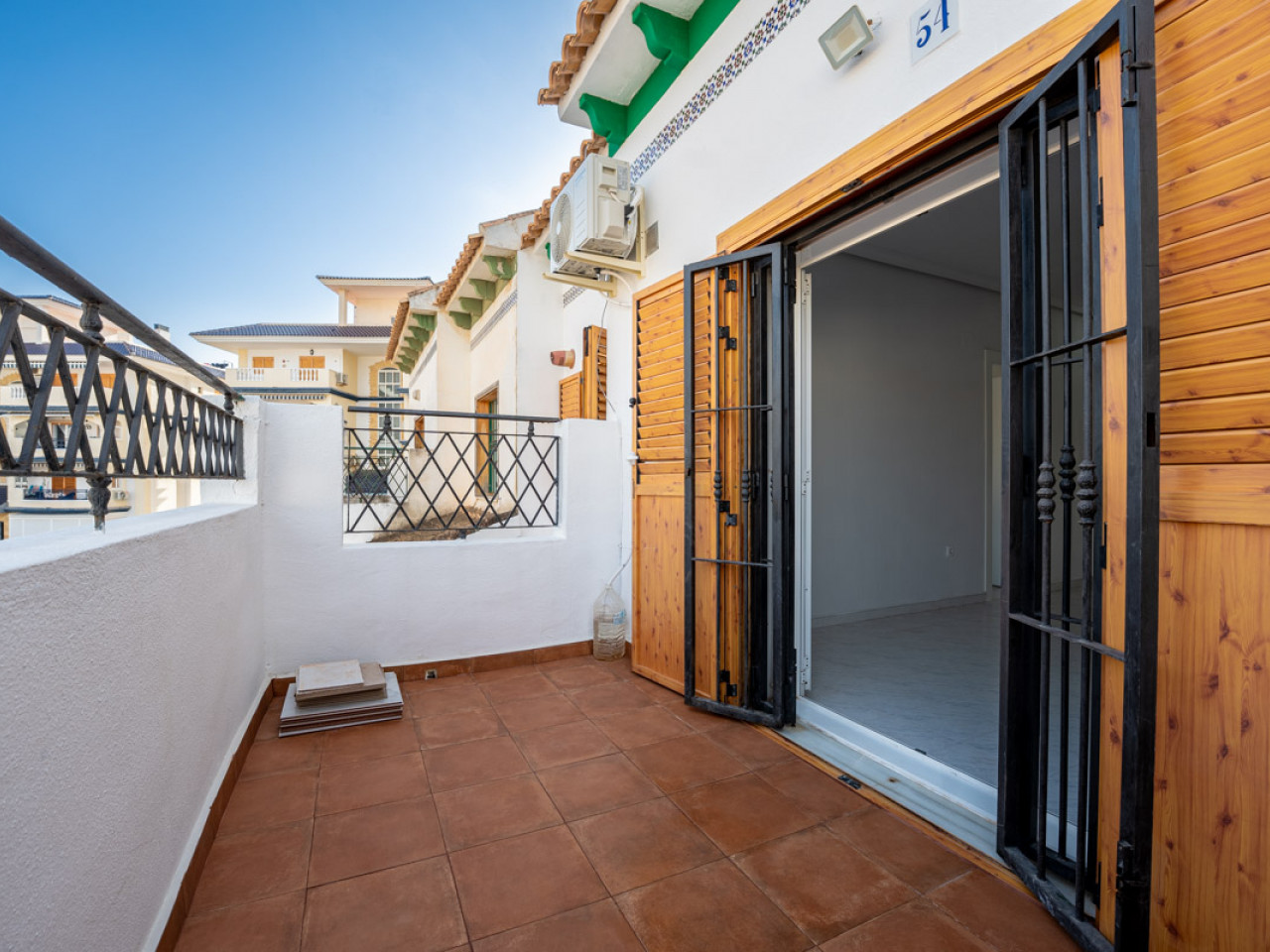 Apartment in Torrelamata - Image 3