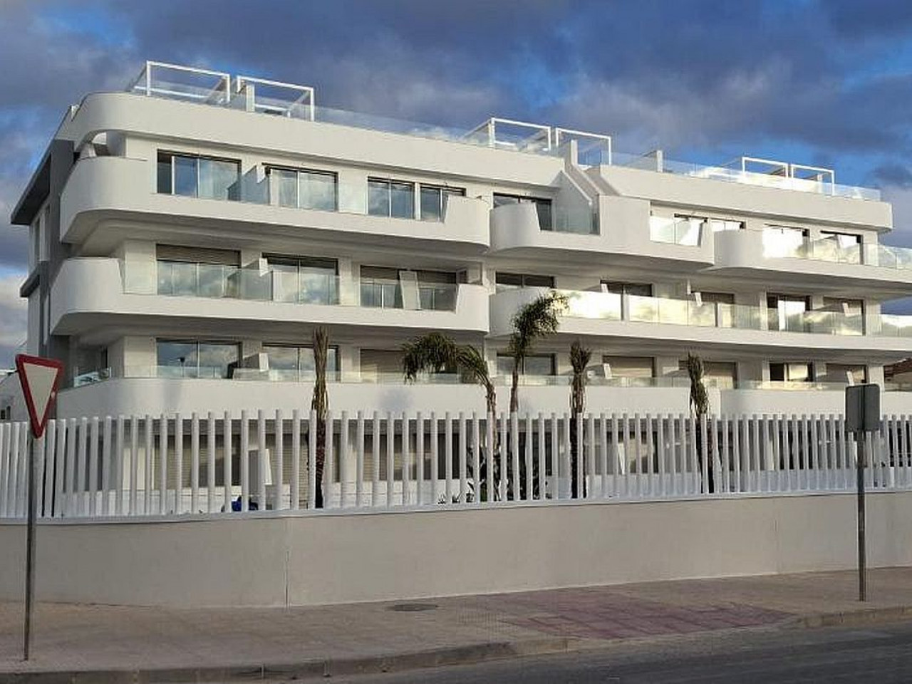 Apartment in Dehesa de Campoamor - view 1