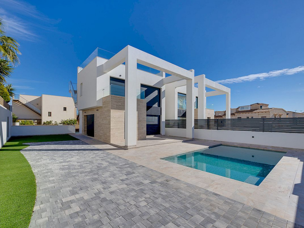 Villa in Torrevieja - view 1