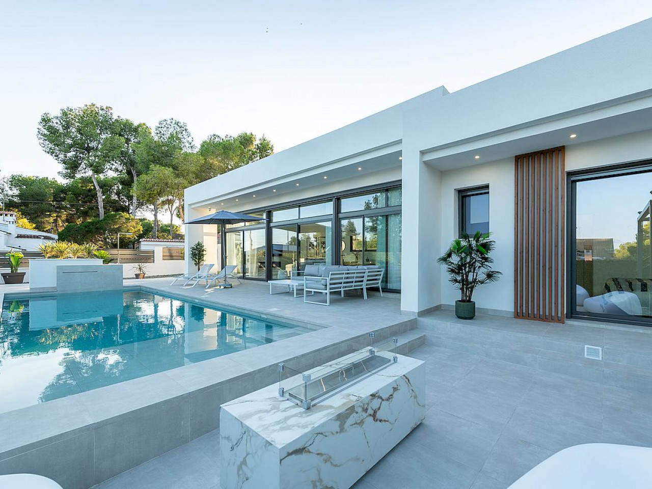 Villa in El Pinar de Campoverde - Image 2