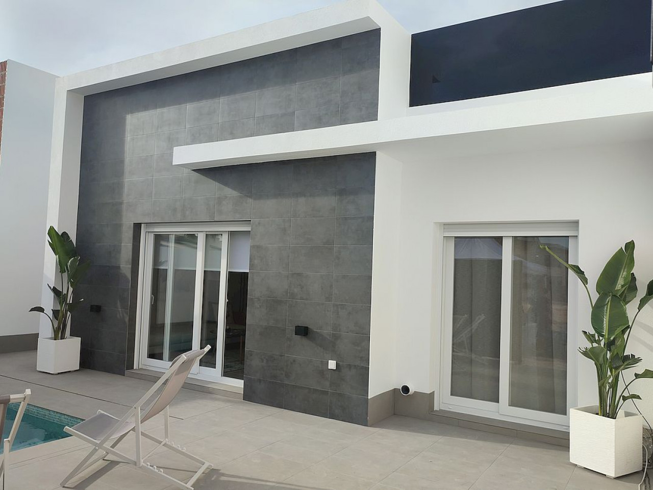 Chalet in Elche - view 1