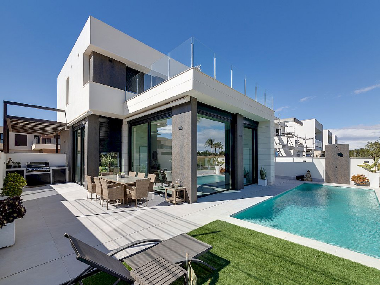 Villa in Pilar de la Horadada - view 1