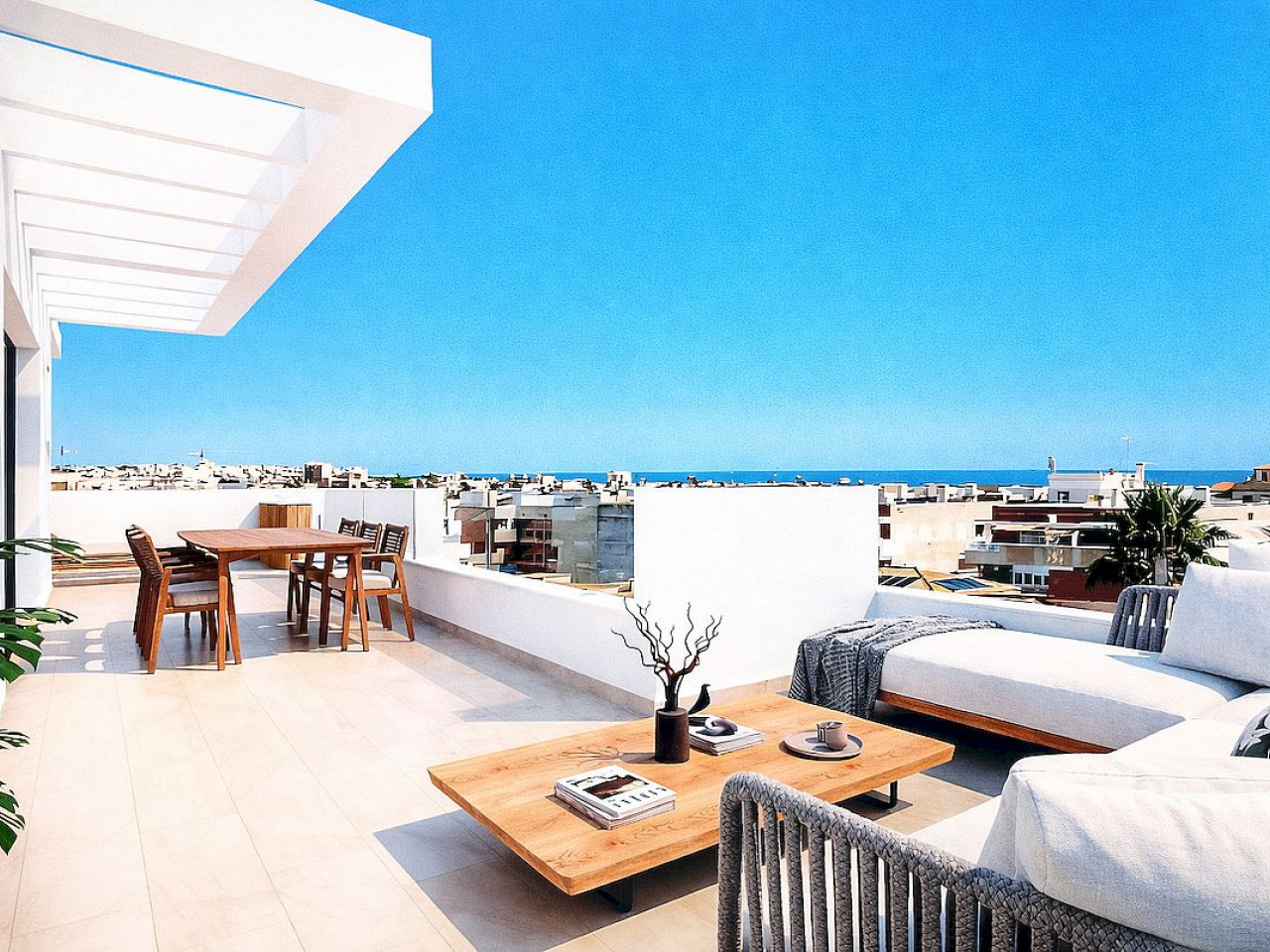 Apartment in Torrevieja - Image 2